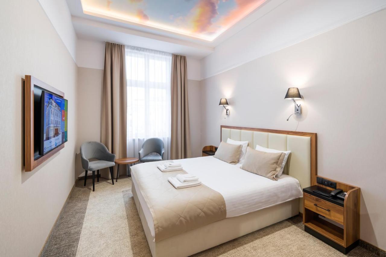 Deluxe Double Room,1233329288:JPEG