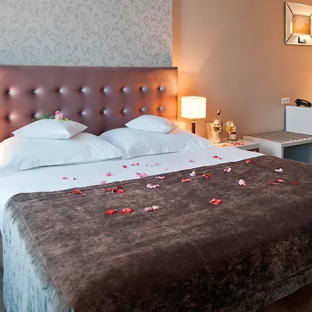 Hotel Unicus Krakow Old Town - Destigo Hotels-3